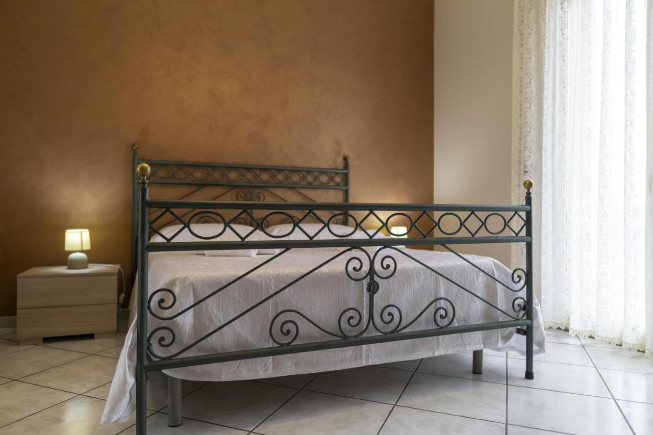 Grotta Del Monaco Bed & Breakfast Pedara Exterior foto
