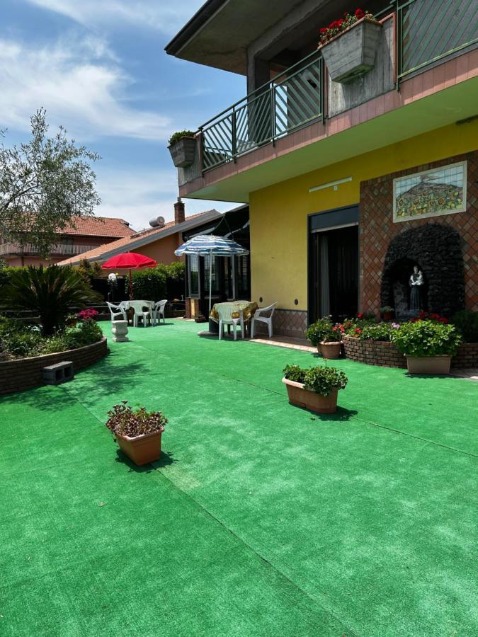 Grotta Del Monaco Bed & Breakfast Pedara Exterior foto