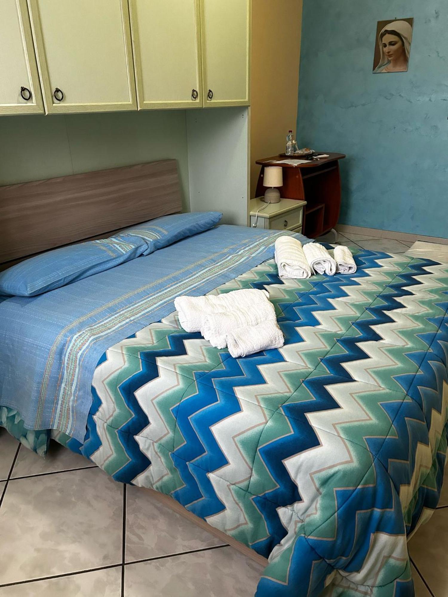 Grotta Del Monaco Bed & Breakfast Pedara Cameră foto